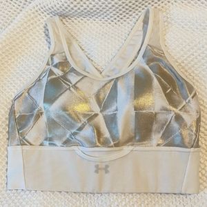 Under Armour sports bra SZ M